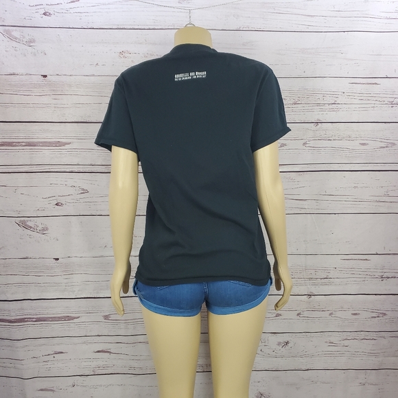 gildan medium black tshirt ( 5 for $20 ) - Picture 6 of 8